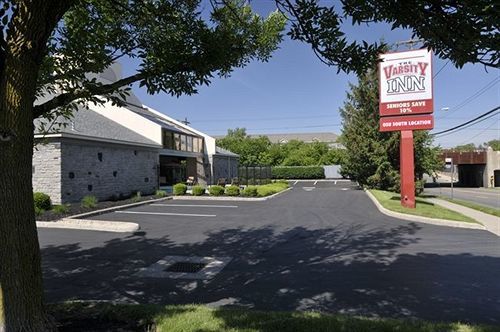 Varsity Inn Osu South Columbus Extérieur photo